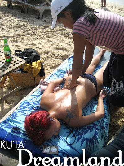 Massage on Dreamland Beach