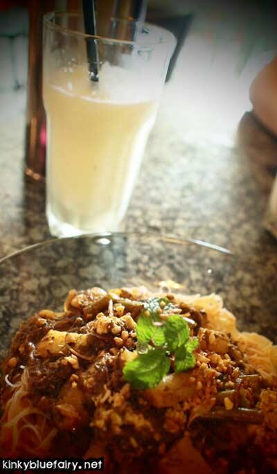Fat Spoon Cafe Restaurant @ Damansara Uptown
