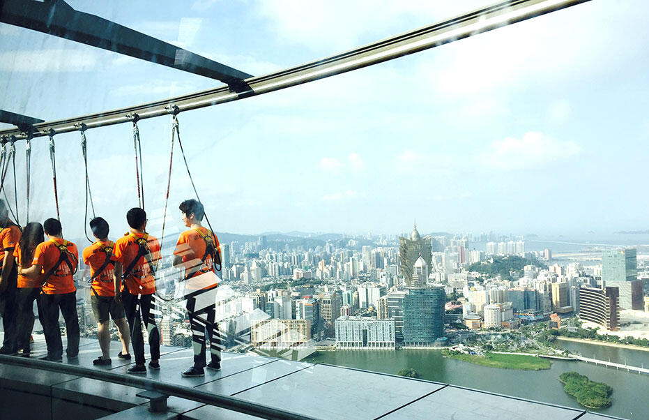 bungy-jump-macau-tower-aj-hackett-111