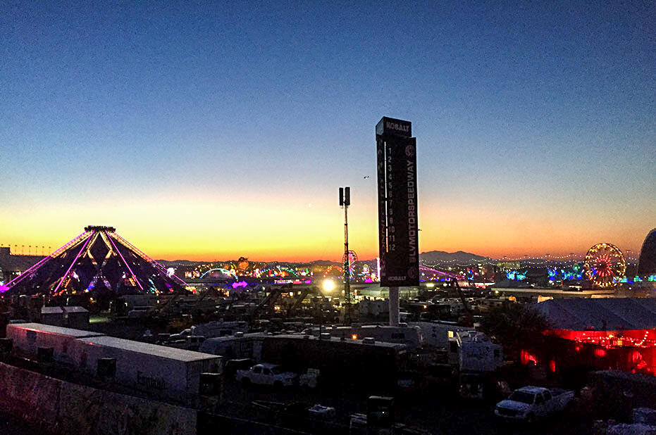 edc-vegas-2015 day-1---sunrise