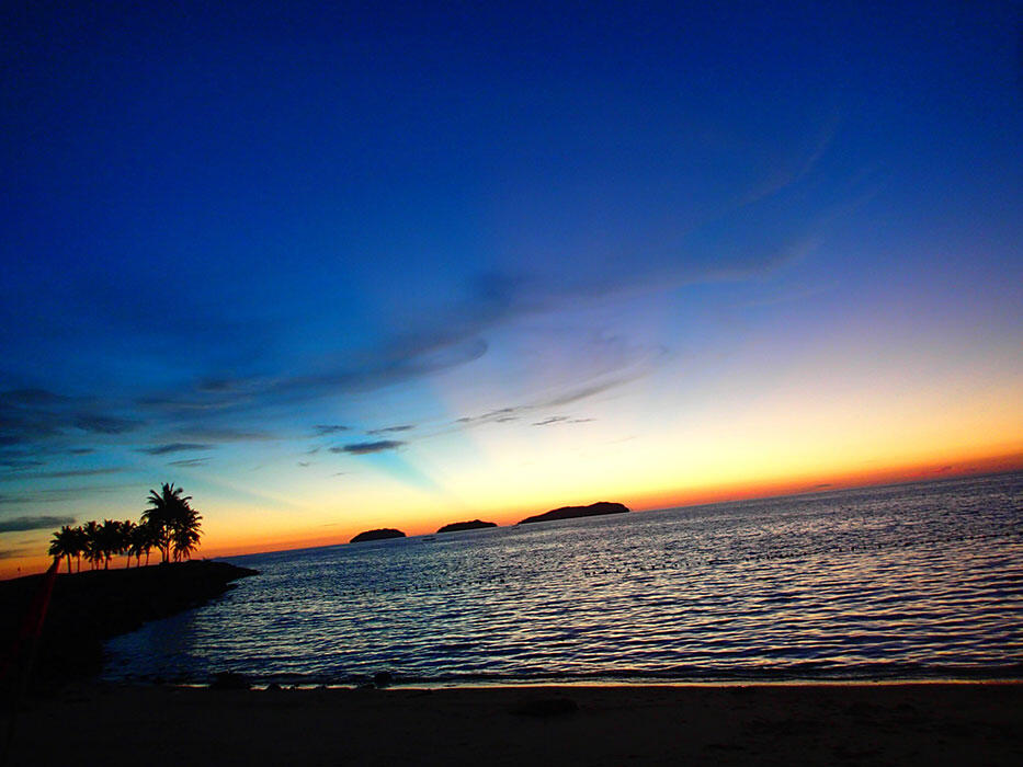 kinkybluefairy-kota-kinabalu-sunset