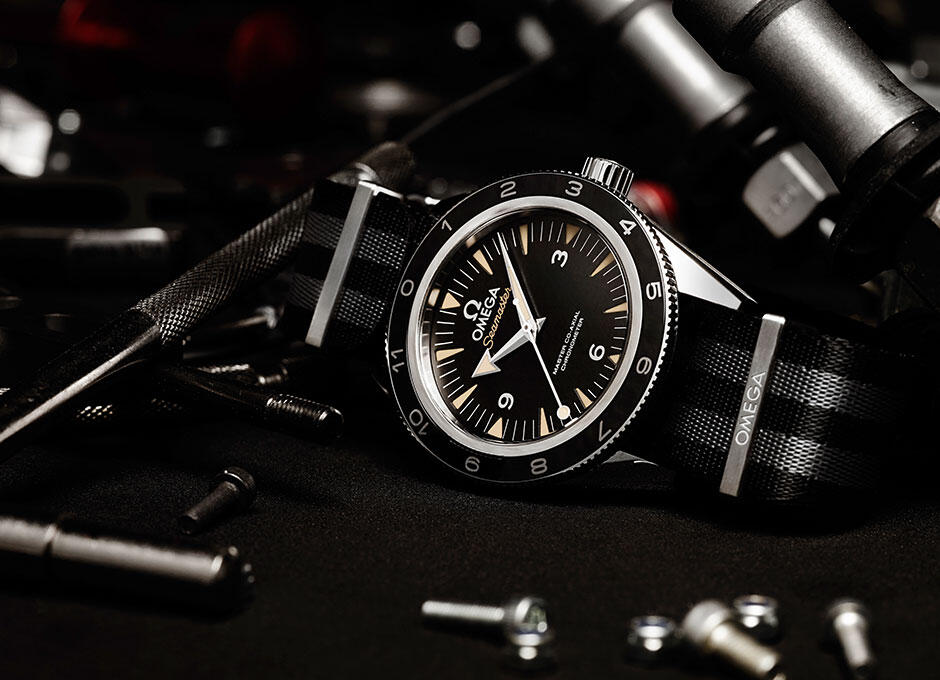 The-OMEGA-Seamaster-300-Bond_233.32.41.21.01.001