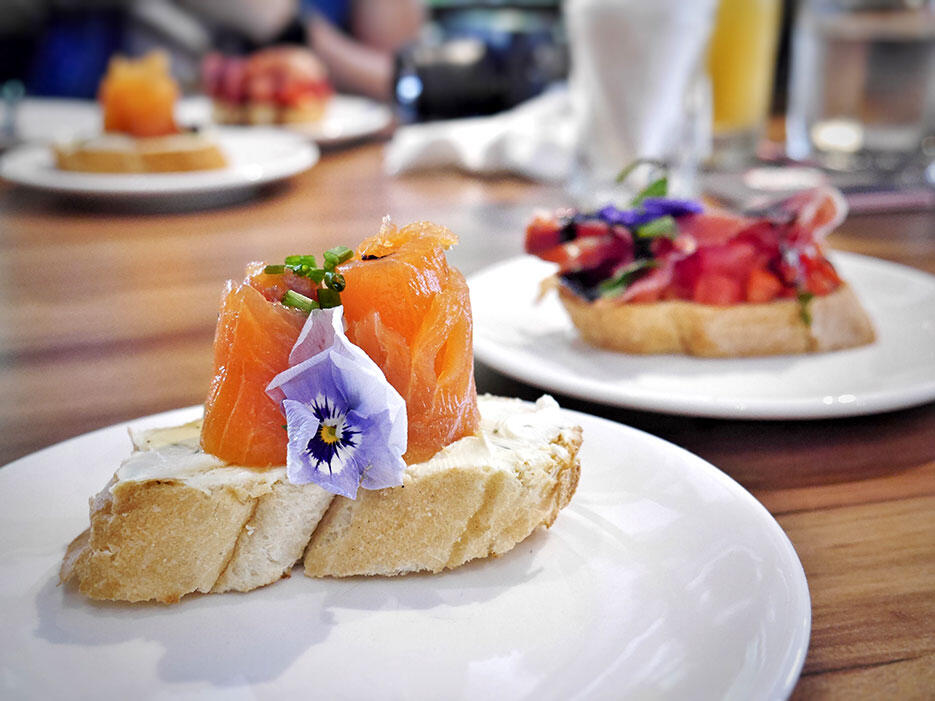 Tiki-Taka-KL-Malaysia-1---Pintxos-salmon-crema