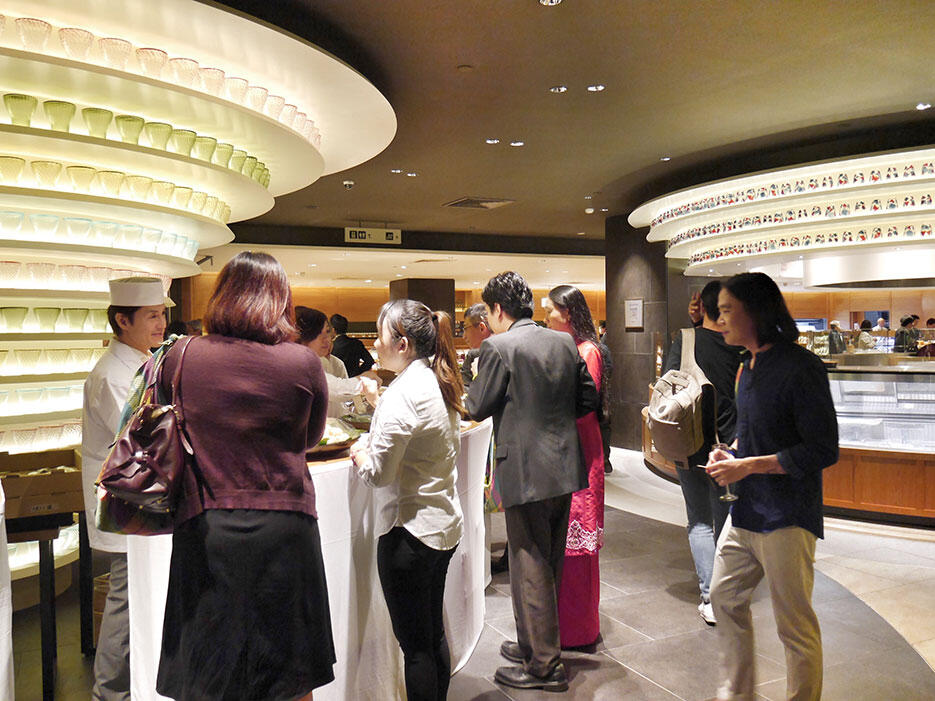 b-isetan-the-japan-store-lot-10-launch-4-the-market