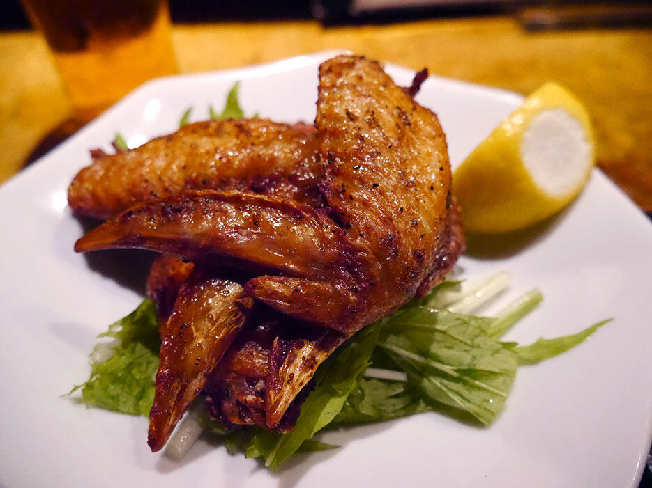 e-35-steps-bistro-shibuya-tokyo-4-fried-chicken-wings