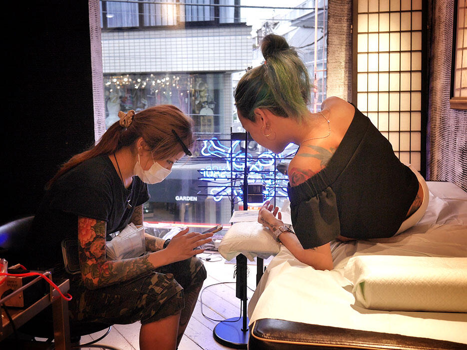 three-tides-tattoo-tokyo-harajuku-4-joyce