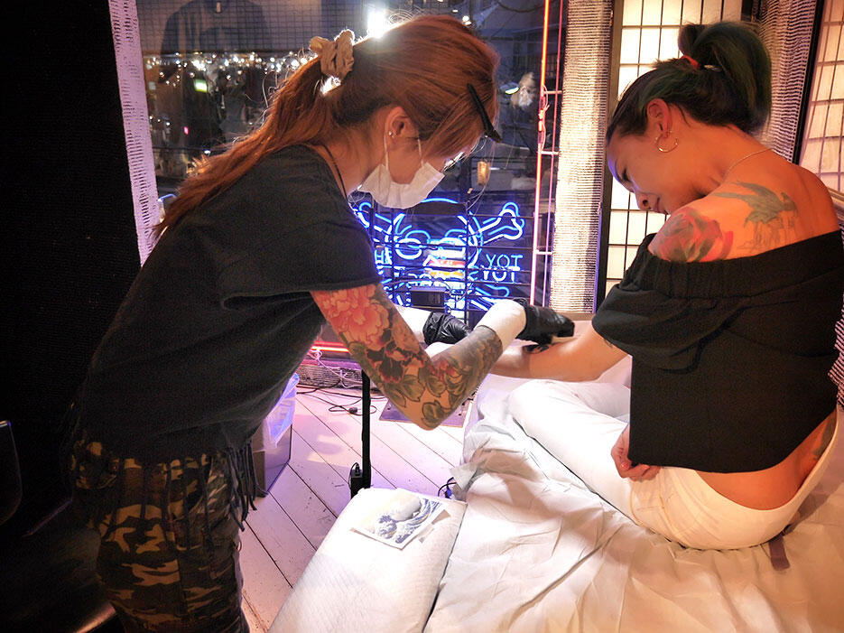 three-tides-tattoo-tokyo-harajuku-7-japan