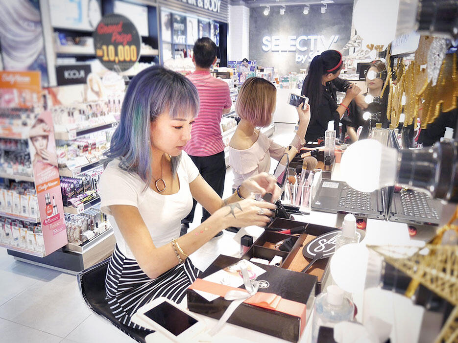 son-park-cosmetics-make-up-workshop-selectiv-by-sasa-malaysia-14-joyce-wong