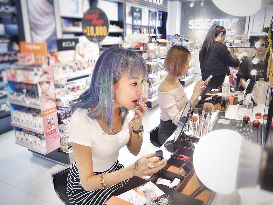 son-park-cosmetics-make-up-workshop-selectiv-by-sasa-malaysia-15-joyce-wong