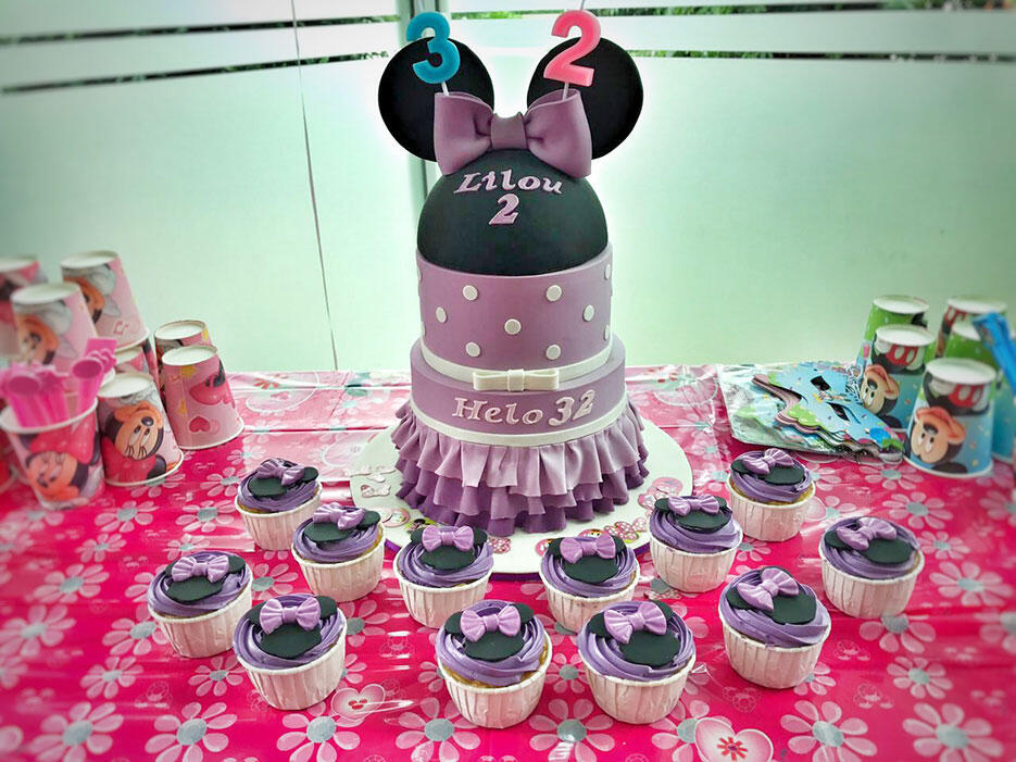 a-Little-Collins-KL-mont-kiara-cake-2-minnie-mouse-purple-cake