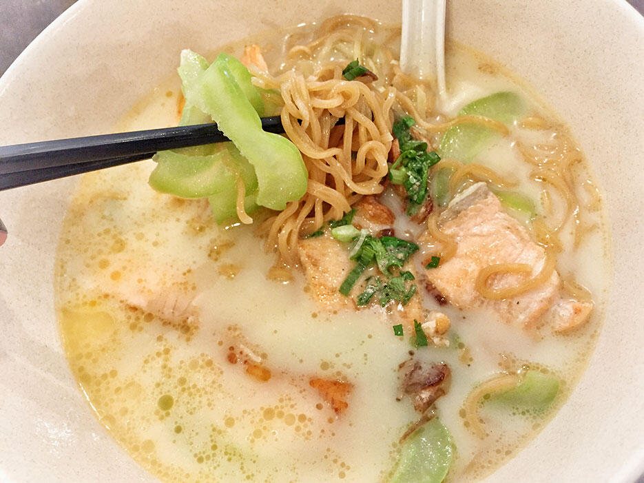 malaysian-food-10-fish-noodle-damansara-kim