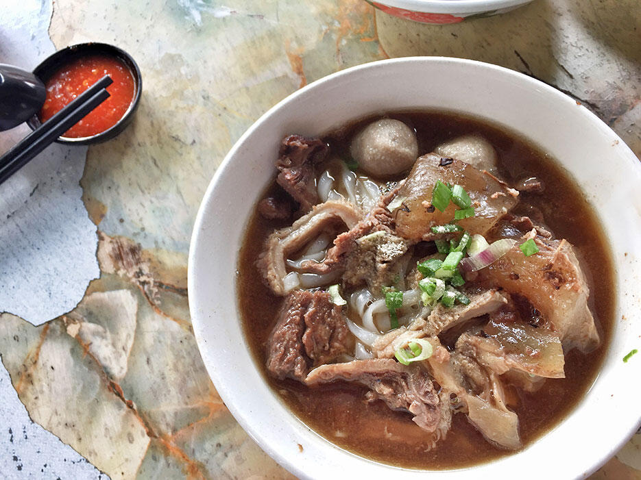 malaysian-food-7-yung-kee-beef-brisket-noodles