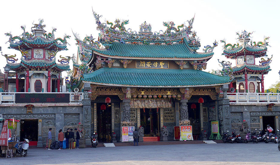 a-tainan-taiwan-14-fort-zeelandia-museum-temple