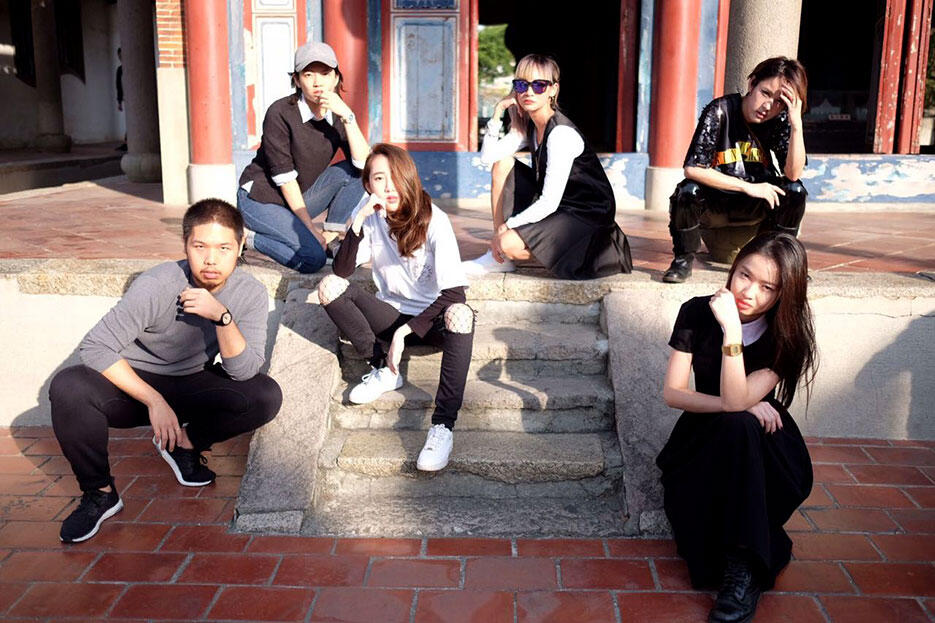 a-tainan-taiwan-30-temple-ulimali-daphne-charice-joyce-wong-tuniez