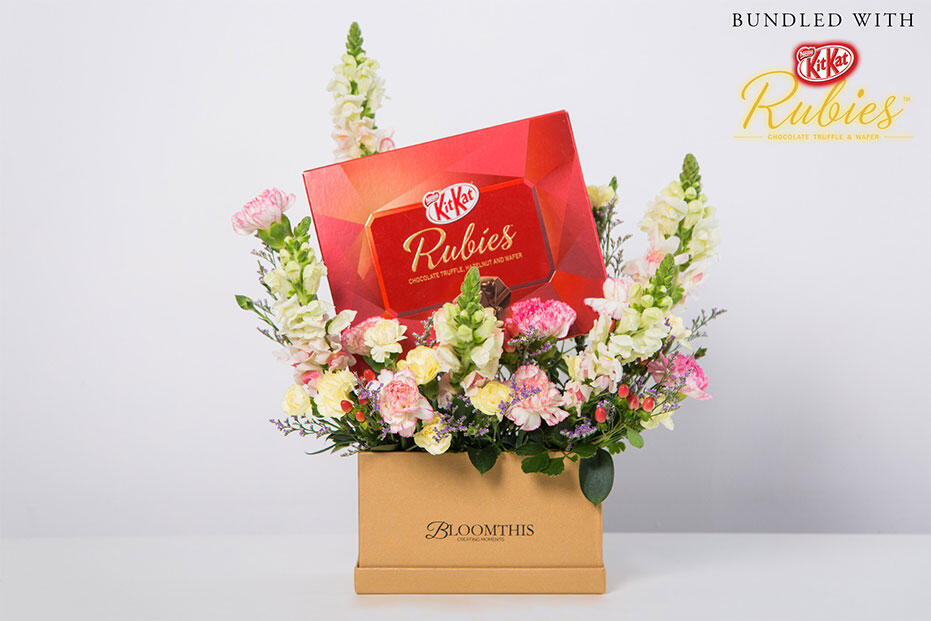 BoomThis_Mother's-Day_Rubies_Kit-Kat_Bouquet